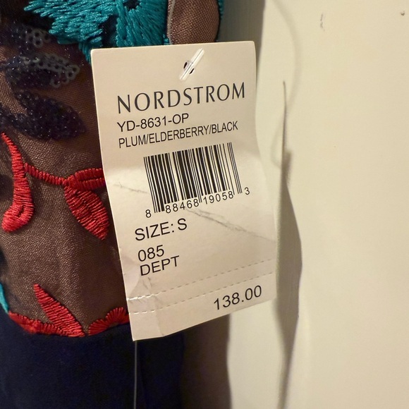 Harlyn Nordstrom NWT Sz S Navy Pink Embroidered Halter Cocktail Dress (0612) - Picture 15 of 16